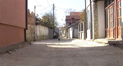 Vranje: Još nema asfalta zbog komšije (VIDEO)