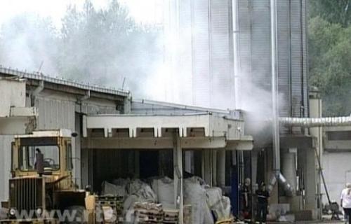 Пожар у фабрици у Гаџином Хану