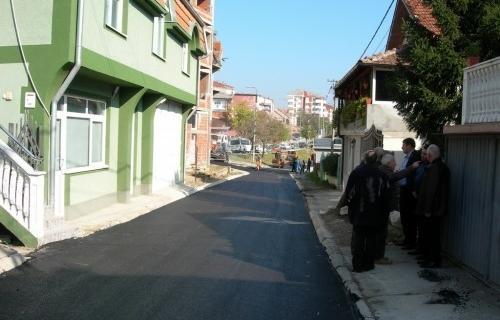 Asfaltirana Niška ulica
