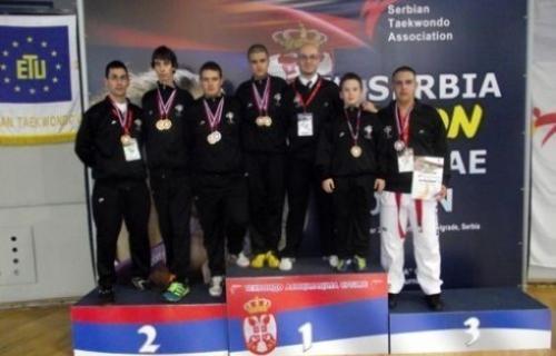 9 medalja za KBS Naisus na "Serbia Kwon Open"-u
