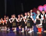 Nastup folklorista KUD „Abrašević“ oduševio prokupačku publiku - najmlađi pobrali gromoglasn aplauz