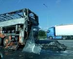 Запалио се аутобус код Владичиног Хана, нема повређених