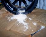 Pronađeno preko osam kilograma heroina u automobilskim felnama