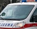 Vozača saniteta udario kamion dok je stajao pored vozila – i dalje životno ugrožen