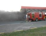 Vranje: Požar na EKO pumpi, povređen vatrogasac