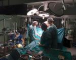 Nakon saopštenja rukovodstva UKC Niš da su instalirali zamensku oremu, kardiohirurzi i dalje ne mogu da rade operacije zbog neadekvatne opreme