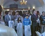Niš: Grupno krštenje pravoslavnih Roma u crkvi Svetog Pantelejmona