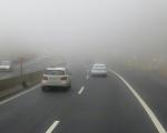 Magla na putevima smanjuje vidljivost ispod 100 metara