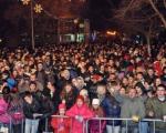 Prokupčani dočekali Srpsku novu godinu uz rakiju, vino i vatromet (Foto)