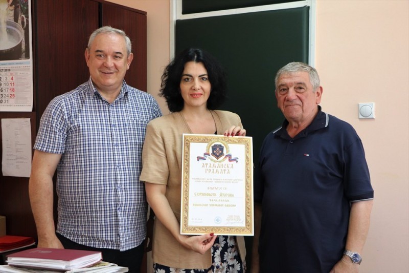 Još jedno priznanje za načelnicu Nišavskog okruga: "Atamanska gramata" za očuvanje vere i tradicije