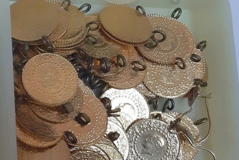 Na Strezimirovcima sprečeno krijumčarenje 85 zlatnika