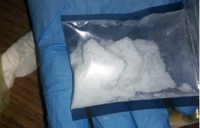 14 пакетића хероина