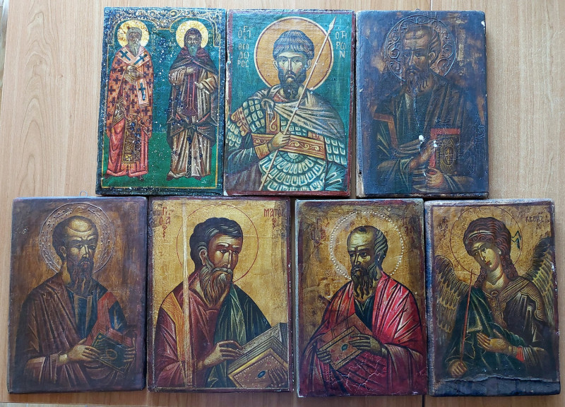 Pokušaj krijumčarenja vrednih pravoslavnih ikona na prelazu Gradina