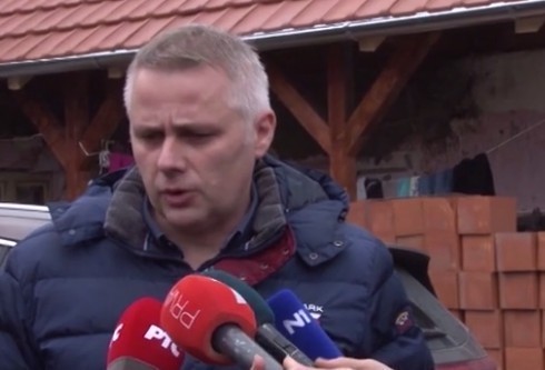 Verujem da je dete živo: Igor Jurić posetio porodicu nestale devojčice iz Suvog Dola