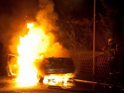 Изгорео аутомобил у Нишу
