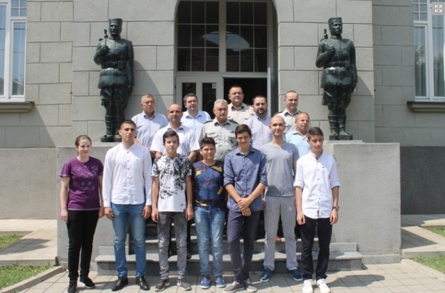 Vranje: Svečani ispraćaj za učenike i kadete vojnih škola