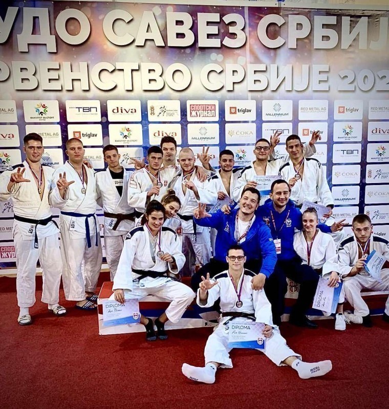 I juniori najbolji u zemlji - 10 medalja za Džudo klub "Kinezis" na Prvenstvu Srbije