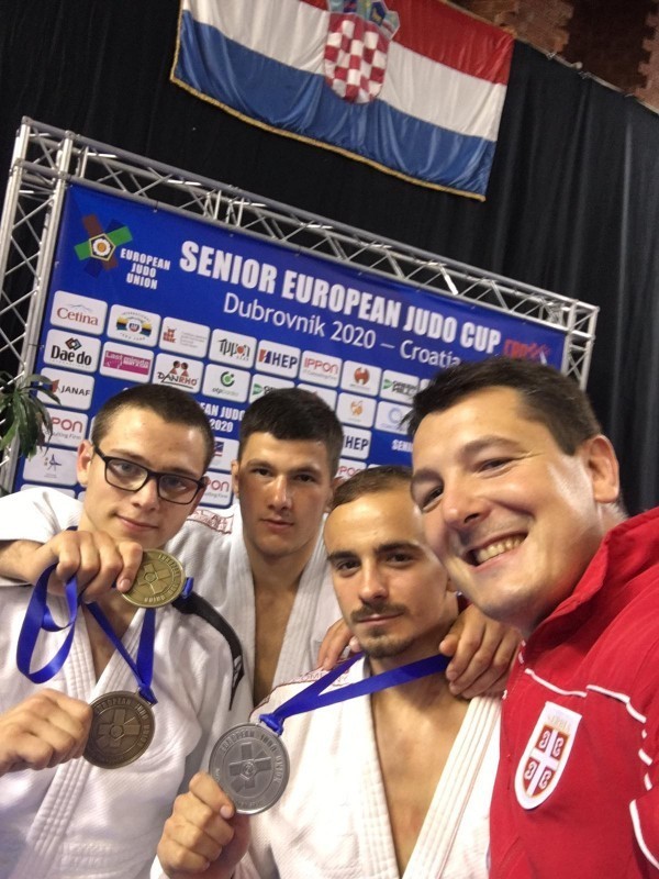 Fantastičan uspeh u Dubrovniku - tri medalje za niški Džudo klub "Kinezis"