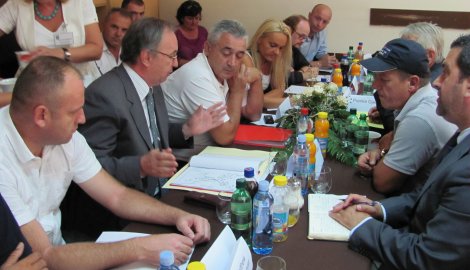 Чланови Комисије за нестала лица током рата на Косову