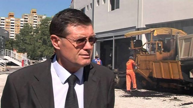 Јовановић: Да  граде обданишта, а не да бацају паре на гвожђурију