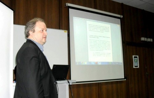 Prof. dr Vladan Vučković (Srbija)