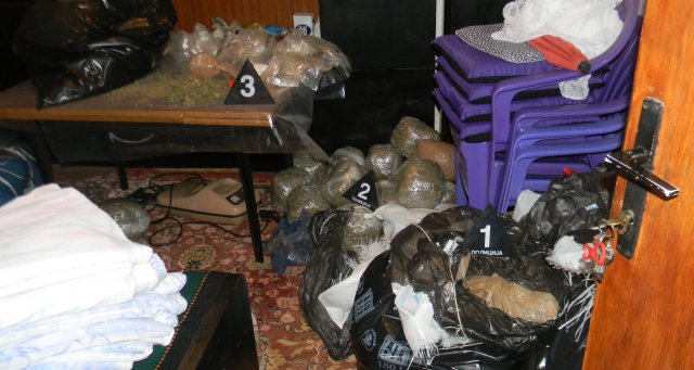 Полиција запленила више од 64 килограма марихуане
