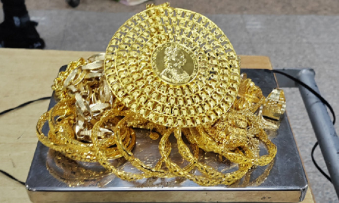 На Градини заплењен златан накит вредан 1,5 милиона динара