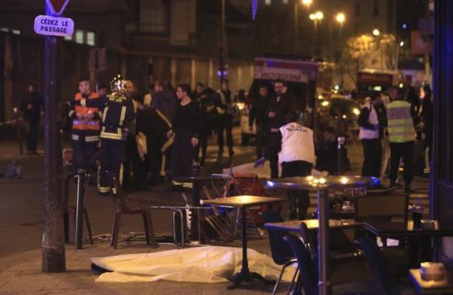 Терор: Више од 150 мртвих, Париз под опсадом