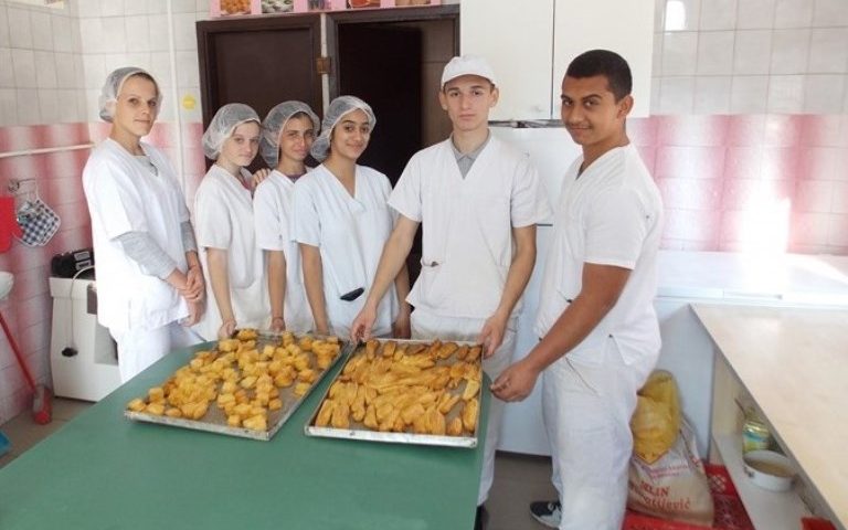 Velika potražnja za pekarima, Poljoprivredna škola u Prokuplju duplirala upis đaka