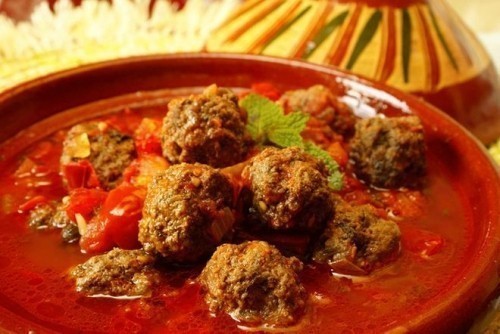 Stari recepti iz Niša: Ćufte u paradajz sosu