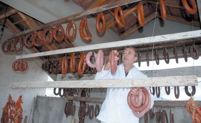 Pirot: Prvenstvo u pravljenu peglane kobasice