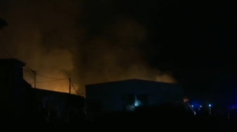 Lokalizovan požar u Nišu, vatra zahvatila nekoliko magacina u naselju "9. maj"
