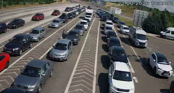 Stanje na Preševu promenljivo: Na granici se čeka do sat vremena