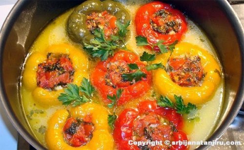 Recepti juga Srbije: Punjene mlade paprike sa mesom