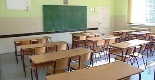 Реновирана школа у Баботинцу