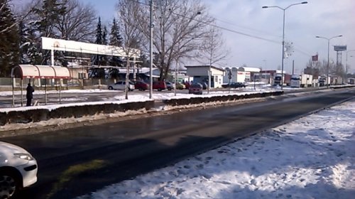Нема паркираних возила, али зато има снега, Фото: Јужна Србија Инфо