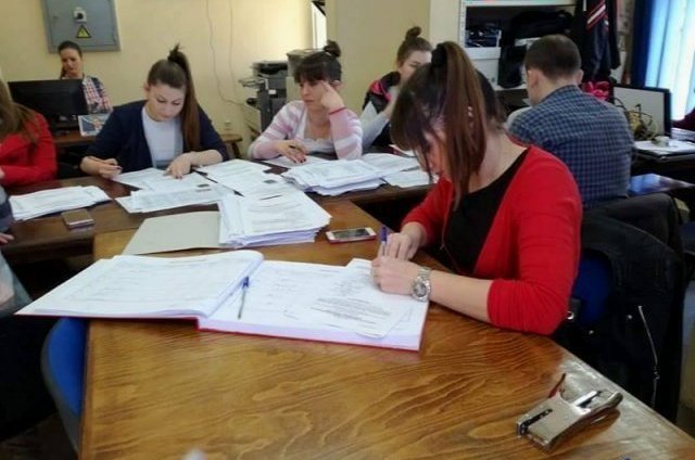 Јавнобележничка служба у Алексинцу обара рекорде: За пет сати прикупљено преко 500 потписа