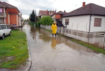 Poplavljeno nekoliko kuća