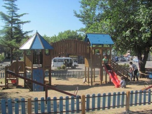 У Блацу отворен први парк за децу