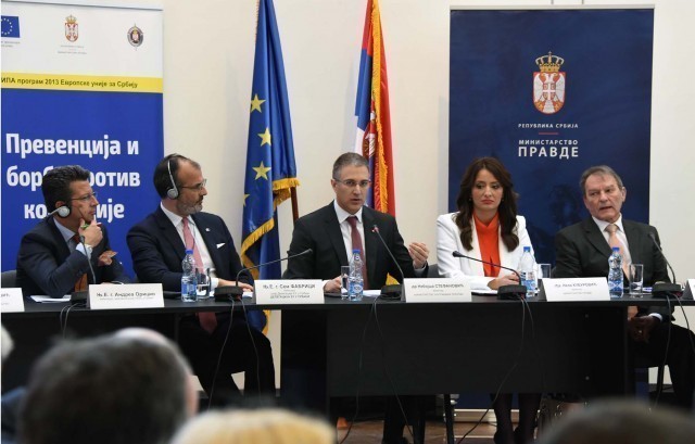 Stefanović u Nišu: U Srbiji nema zaštićenih, država je odlučna da stane na put svakoj vrsti korupcije