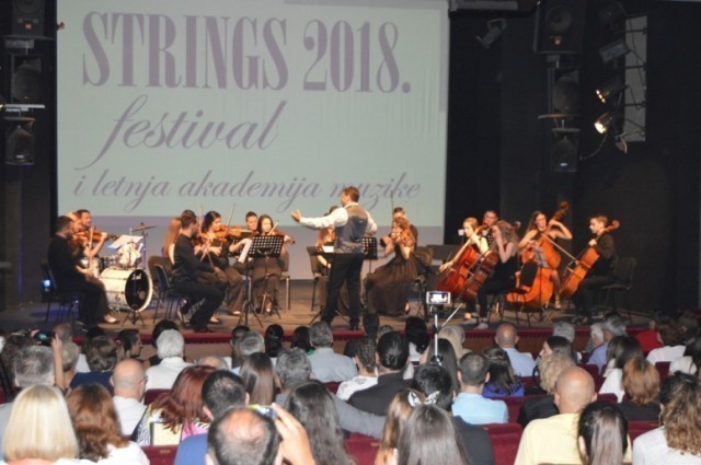 „Стрингс 2018. Фестивал и летња академија музике“
