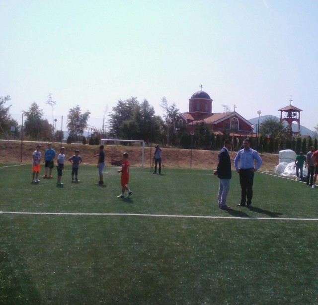 Uz pomoć GO Medijana, lepši tereni za mali fudbal sa veštačkom travom u Brzom Brodu