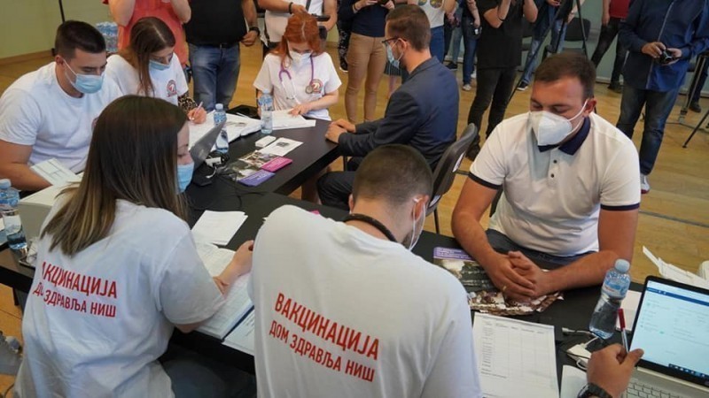 Najveći broj mladih u Srbiji vakcinisan je u Nišu