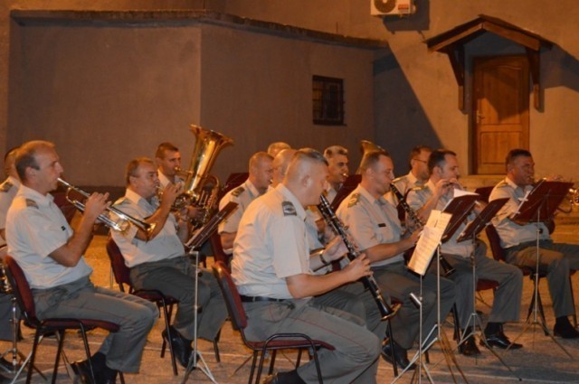 Војни оркестар-дефиле, Фото: Јужна Србија Инфо