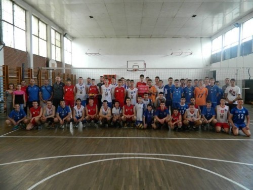 Хуманитарни одбојкашки турнир