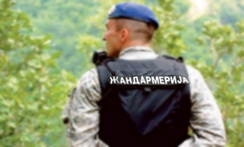 Страх од Албанаца у Куршумлији: Огњишта бранимо оружјем!