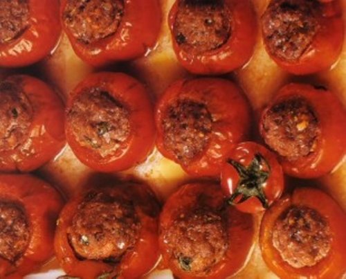 Letnja jela: Zapečeni punjeni paradajz