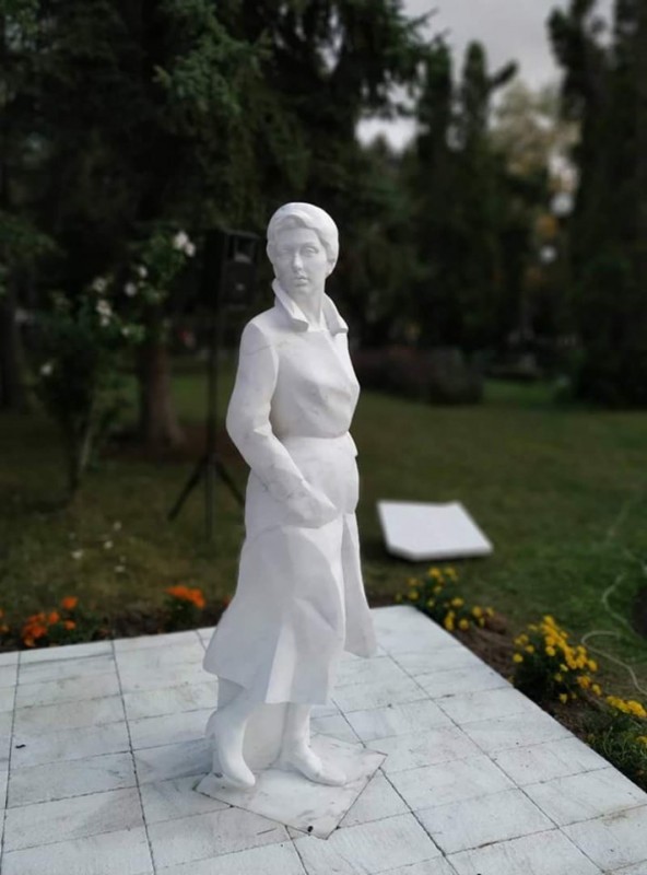 Сврљижани се одужили својој суграђанки: Откривен споменик Злати Петковић