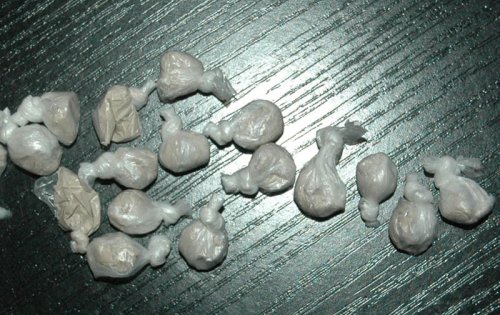 U Nišu, na keju, pronađeno 105 gr heroina
