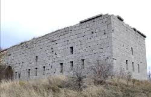Neophodna zaštita tvrđave na Crnom vrhu kod Pirota